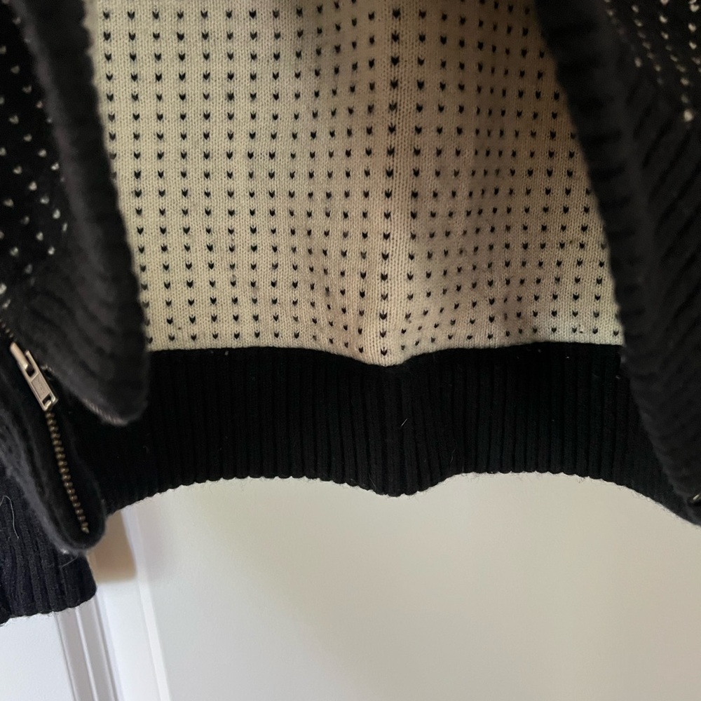 Lululemon Yogi Crew Sweater w/ Side Zips and Thumb Holes 100% Merino Wool - Picture 7 of 10